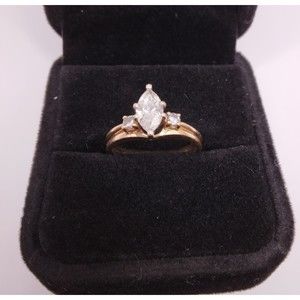 14kt Gold Marquise Diamond Engagement Ring